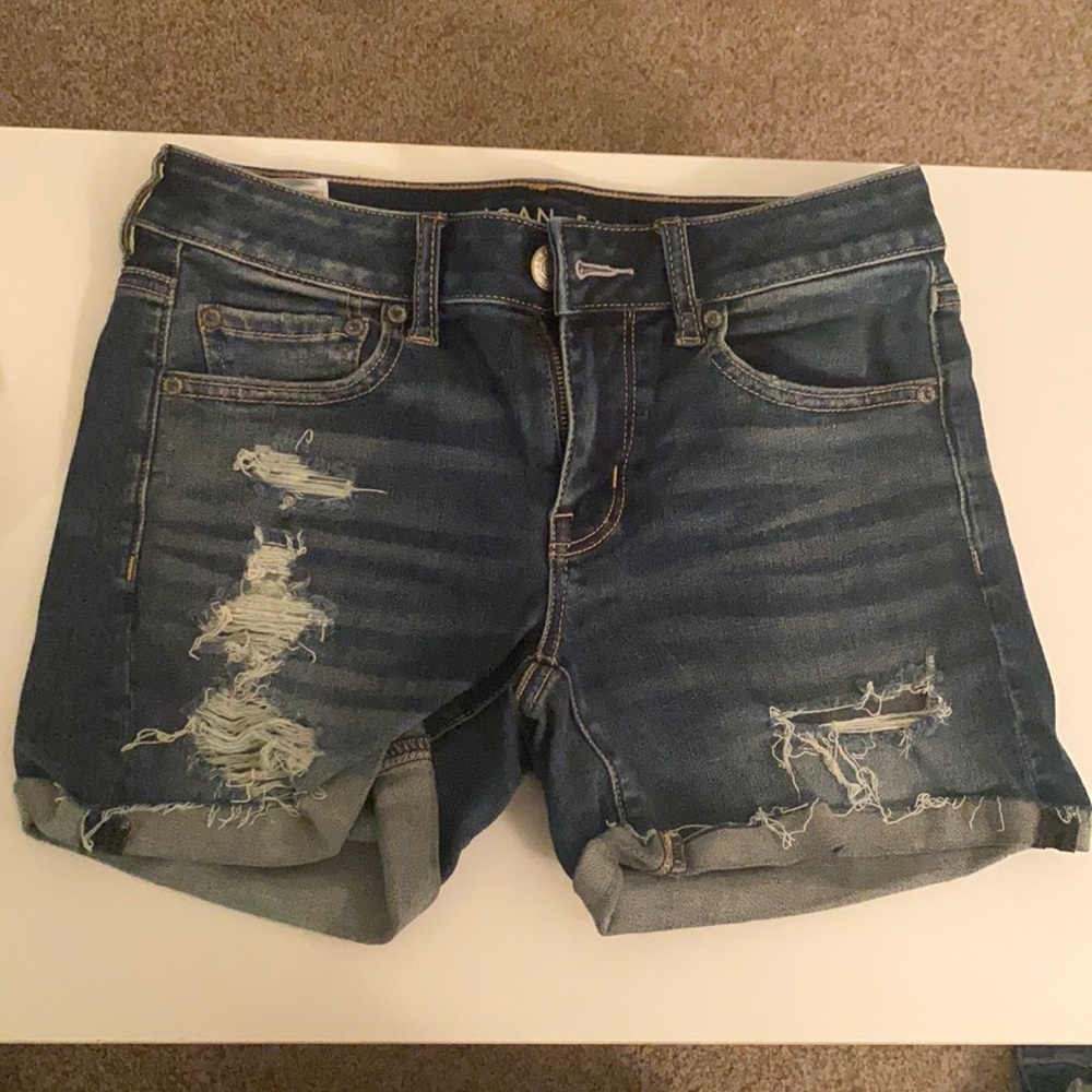 American eagle shorts size 4